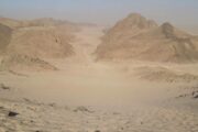 Jeep-Safari mit Kamelritt & BBQ in Hurghada auf deutsch