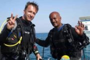 Privater Tauchlehrer Discover Scuba Diving Tauchlehrer mit diver